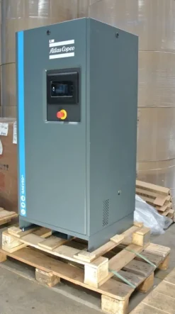 ABVERKAUF Atlas Copco Schraubenkompressor GA 5 VSD+ P 9 bar CE 400V 50