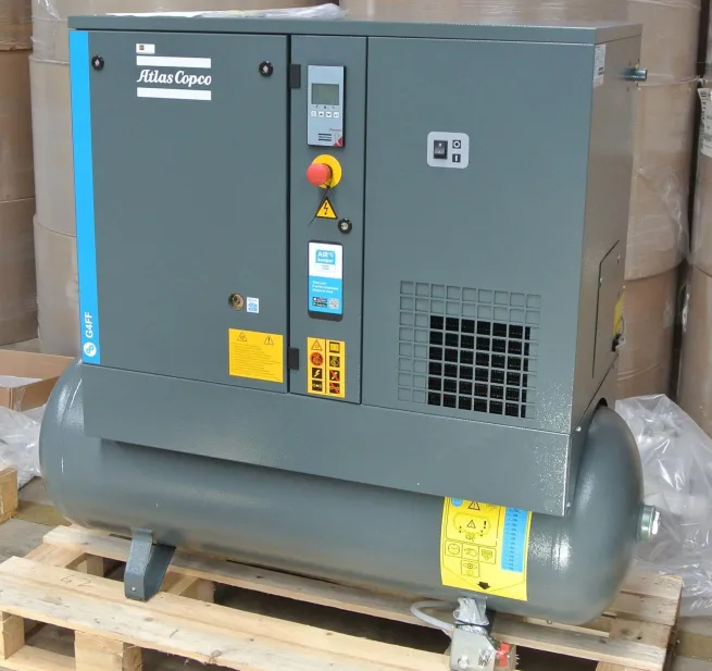 AUSSTELLER Atlas Copco Ausstellungs-Schraubenkompressor G 4 FF - 10 bar TM inkl. Behälter 200 L