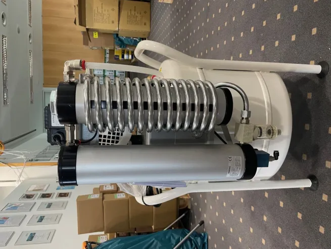 AUSSTELLER I CLEANAIR ölfreier Kompressor CLR 15/50 T 1.5HP 50L (230V)CLR 430757