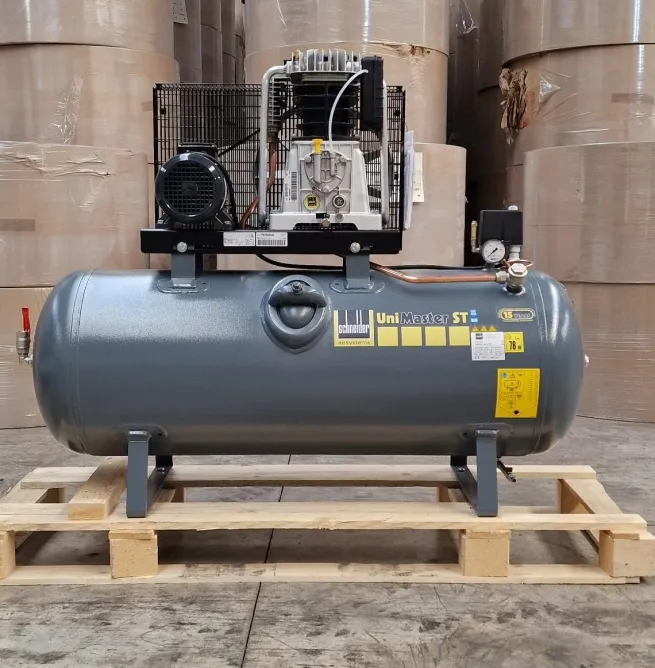 AUSSTELLER Schneider UNM STL 580-15-270 · 470 l/min · 15 bar · 4,0 kW · stationärer Kolbenkompressor · 1121570222