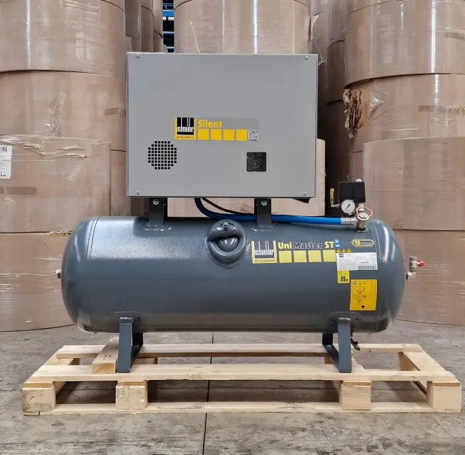 AUSSTELLER Schneider UNM STL 660-10-270 XS · 520 l/min · 10 bar · 4,0 kW · Kolbenkompressor · 1121570224