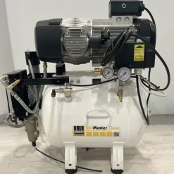 AUSSTELLER Schneider UNM 240-8-40 WXM Clean · 152 l/min · 8 bar · 1,5 kW · ölfreier Kompressor · DGKH332010