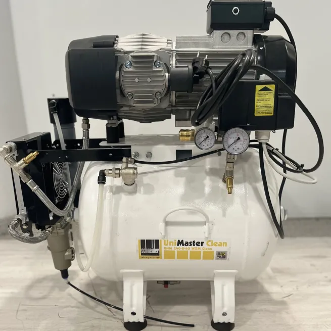 AUSSTELLER Schneider UNM 240-8-40 WXM Clean · 152 l/min · 8 bar · 1,5 kW · ölfreier Kompressor · DGKH332010