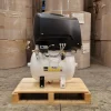 AUSSTELLER Schneider UNM 240-8-40 WXS Clean · 170 l/min · 8 bar · 1,5 kW · ölfreier Kolbenkompressor · DGKH332100