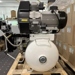 B-WARE Schneider-Kompressor UNM 720-8-90 DXM Clean - Ölfrei inklusive Membrantrockner H362010 DGKH362010 SN 1225000323