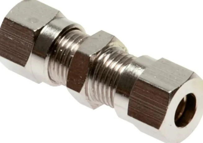 Gerade Schneidringverschraubung 8 LL (M12x1), Messing vernickelt