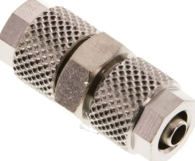 Gerade Verschraubung 6x4mm-6x4mm, Messing vernickelt