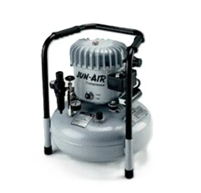 JUN-AIR flüsterleiser Kompressor 6-15 Motor ölgeschmiert mit Druckminderer JUNAIR