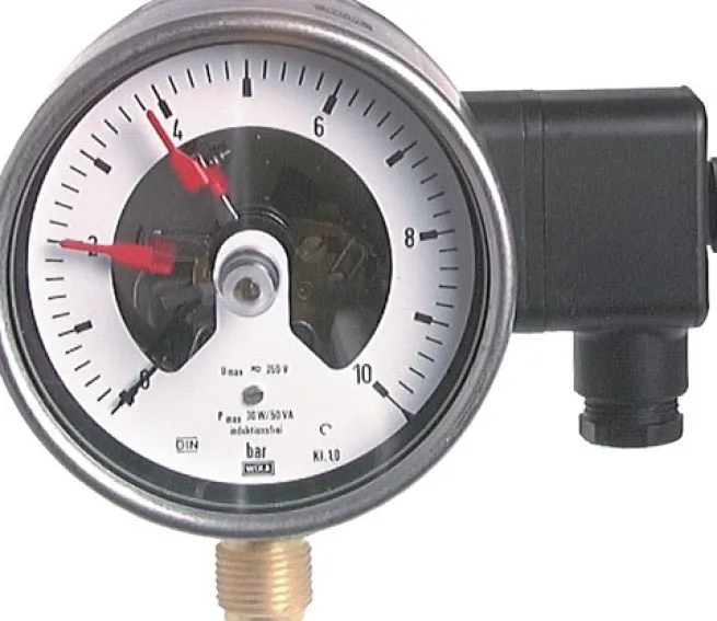 Kontaktmanometer (CrNi/Ms), senkr., 100mm, 0 - 6 bar, 1 Öffner- 1 Schliesskontakt