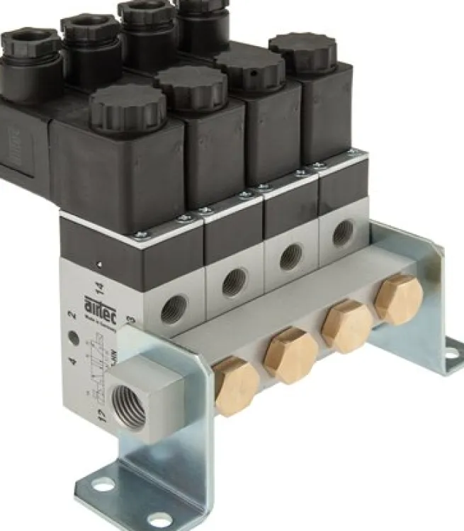 P-Leiste inkl. Hohlschrauben und Dichtungen für Ventilbaureihe M07 / P07 R 141/3