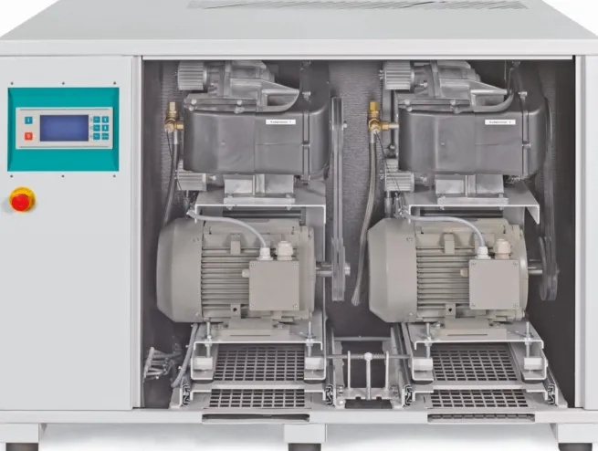 RENNER-Scrollkompressor SuperSilent SLKM-S 13,5 10 bar als Mehrfachanlage mit Kältetrockner-Ölfrei