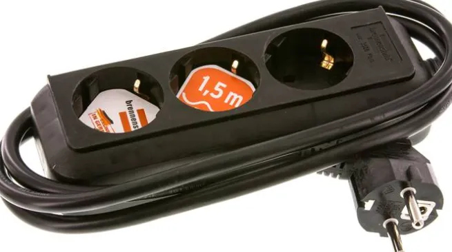 Steckdosenleiste (innen), schwarz, Standard ohne Schalter, 3x Schuko (Steckdose)