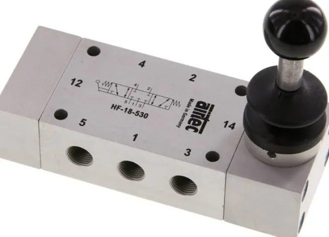 5/3-Wege Handhebelventil, Mittelstellung geschlossen, Federrückstellung, G 1/8"