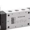5/3-Wege Magnetventil, G 1/8", Mittelstellung entlüftet, 24 V=, NW 4