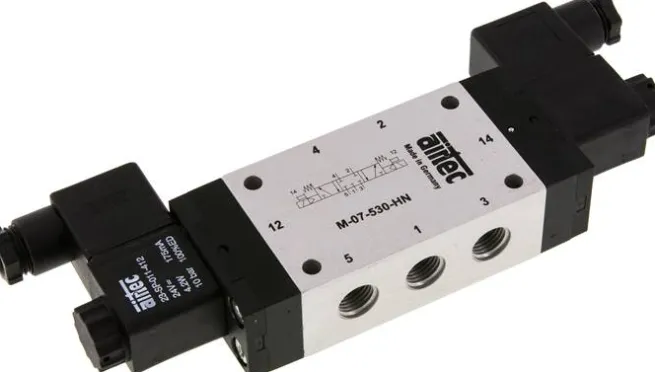 5/3-Wege Magnetventil, G 1/4", Mittelstellung geschlossen, 24 V AC