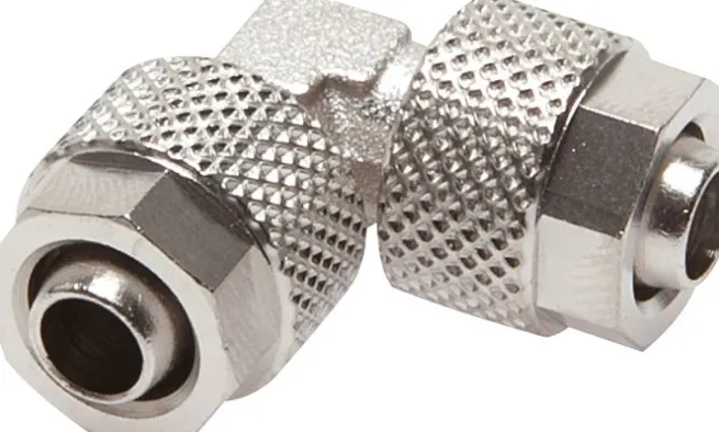 Winkel-Verschraubung 8x6mm, Messing vernickelt